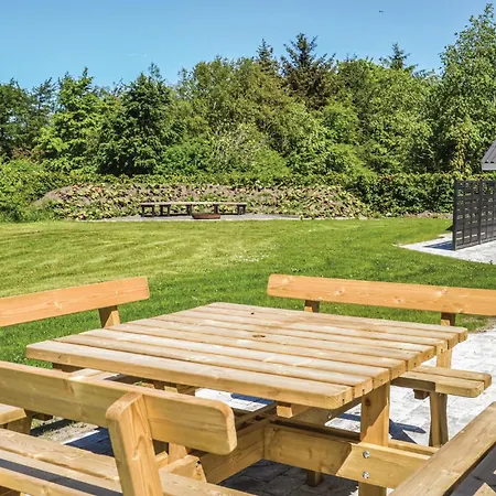 Solbaervangen Oksbol X Nyaraló *